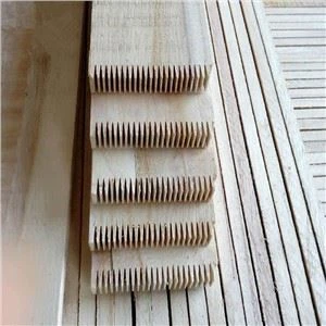 Planches de bois de paulownia